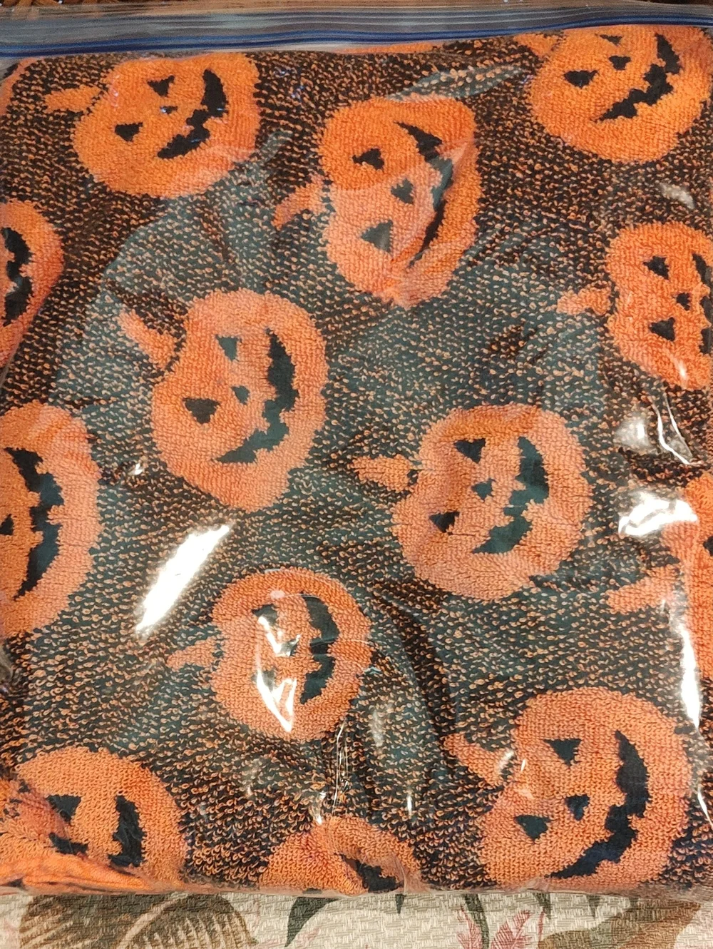 HALLOWEEN PUMPKIN-SHAPE BATH TOWEL SET